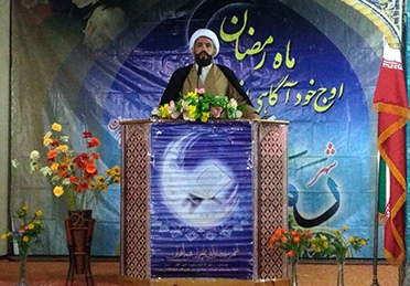 مقاومت و تکیه بر توان داخلی دشمن را به زانو در می آورد