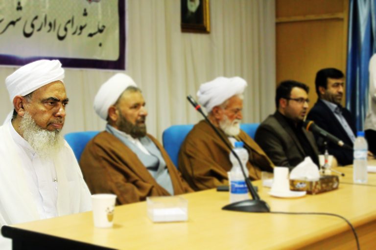 امام جمعه اهل سنت قشم: امام جمعه شهرستان محور اتحاد است