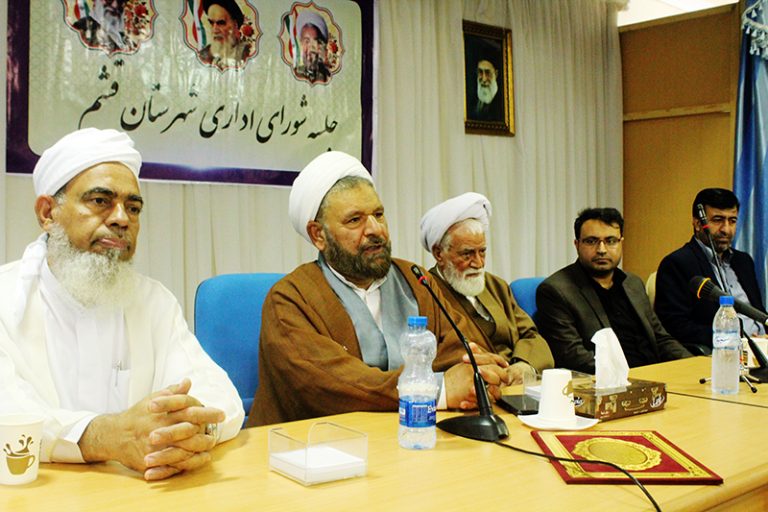 امام جمعه قشم: تعصبات جاهلانه منشاء اختلافات است
