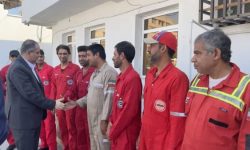 آتش نشانان جزیره قشم تجلیل شدند