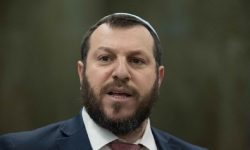 وزیر اسرائیل  پیشنهاد “پرتاب بمب اتمی به غزه” را داد